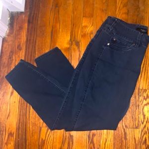 Torrid straight leg 18T jeans